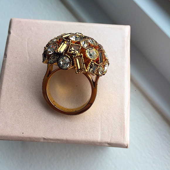 Encrusted Gold and Gem Thick Ring Size 9 - Picture 5 of 6
